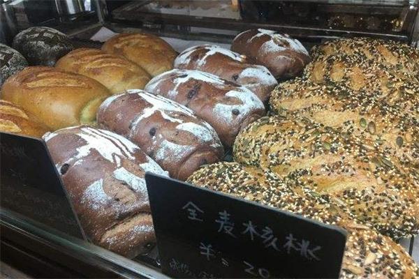 飯初面包加盟