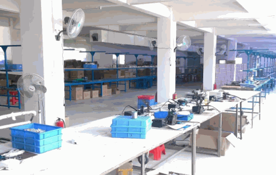 怎么開一個小燈具廠?