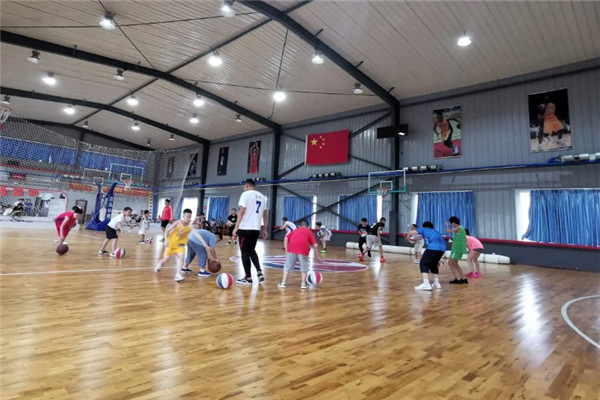 心羽籃球羽毛球訓練營加盟