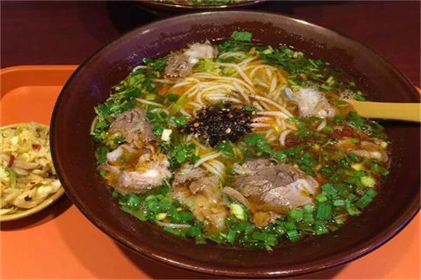 蝦子茍朝均鮮羊肉粉加盟