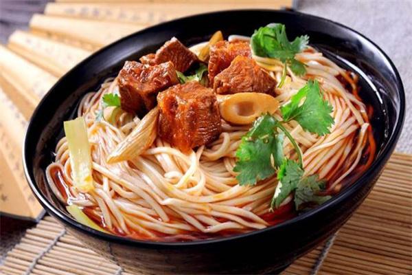 傳奇牛肉面