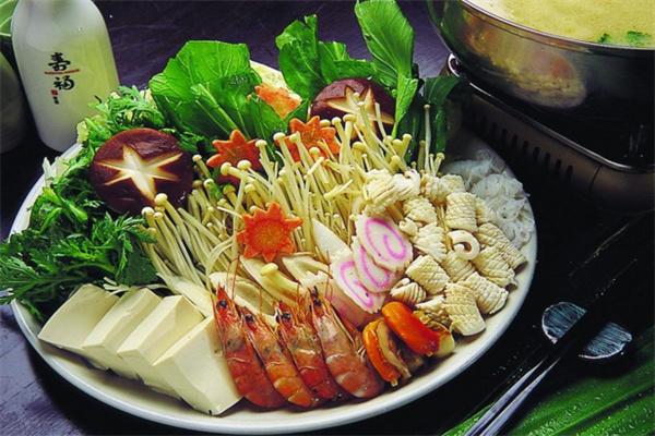 陳鋼旋轉(zhuǎn)小火鍋