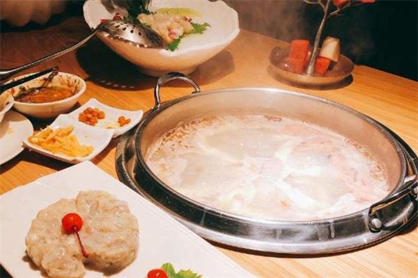壩壩老火鍋加盟