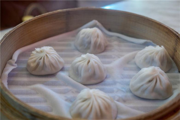 包發(fā)發(fā)湯包鍋貼