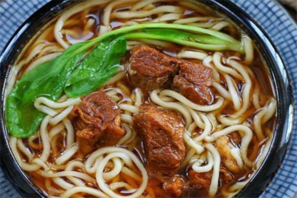 豫老三牛肉拉面加盟