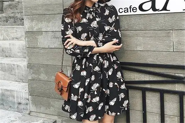 香草屋女裝加盟