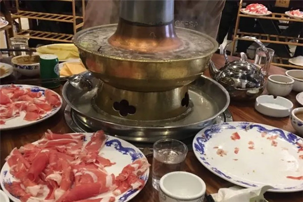 鑫龍火鍋城加盟