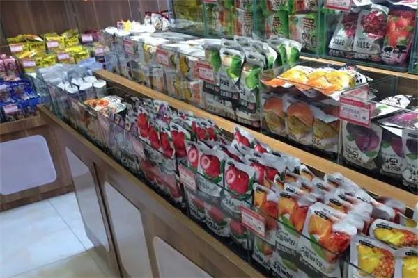 悠客休閑零食店加盟