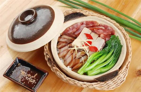 功夫煲仔飯