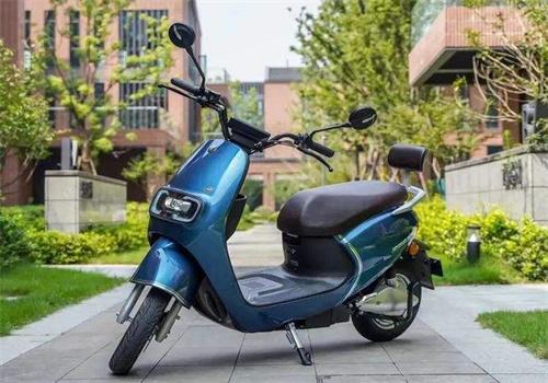 斯波茲曼電動車加盟
