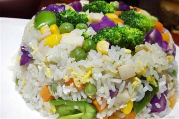 黑金炒飯加盟