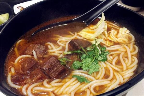 粉里手米線