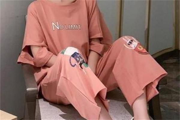 英奈兒服飾加盟