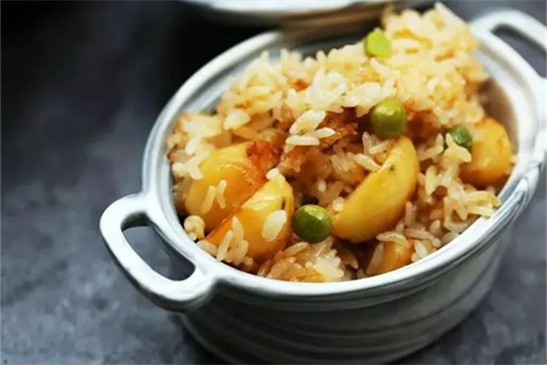 回味洋芋飯加盟