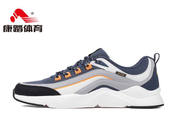 康踏運動鞋服加盟