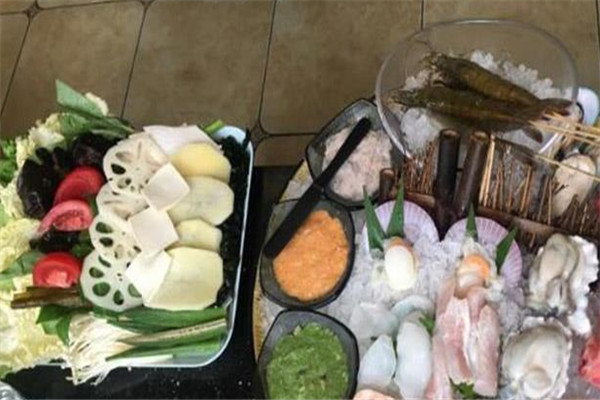 四面泰火鍋加盟