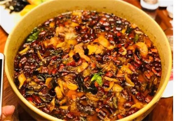 水煮魚(yú)老面館加盟
