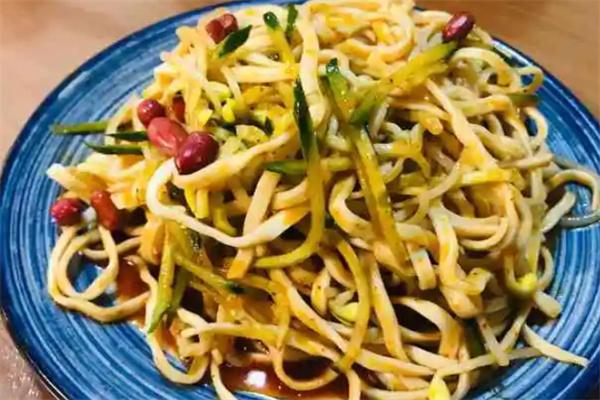 秦味長(zhǎng)安面館加盟