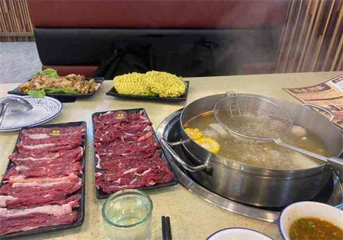 喜來潮家牛肉火鍋加盟
