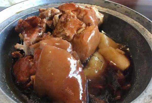 苗韻竹蓀鵝餐飲