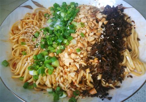麥小青陜面坊加盟