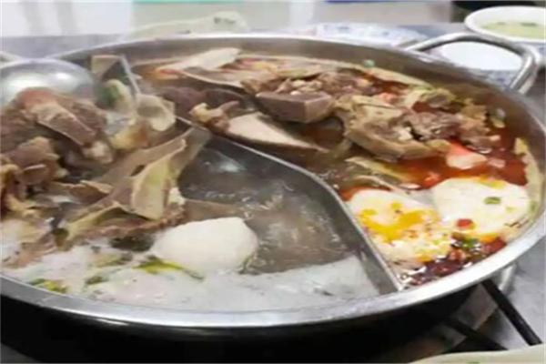 金漢亭涮烤一體自助加盟