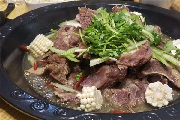 茶道牛骨火鍋加盟