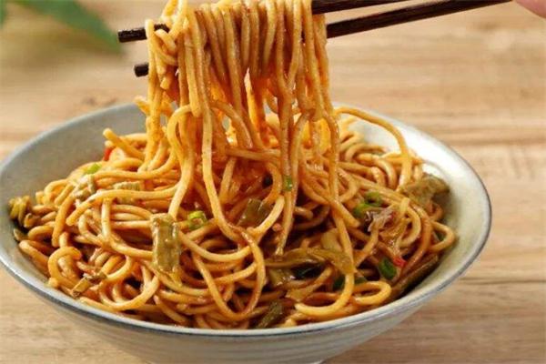 羅氏熱干牛肉面館加盟