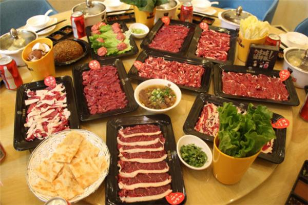 一牛潮汕牛肉火鍋加盟