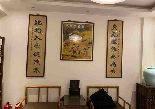 范長偉灸草堂加盟