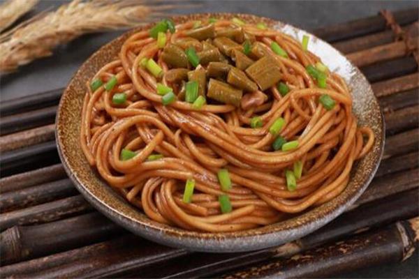 羅氏熱干牛肉面館加盟