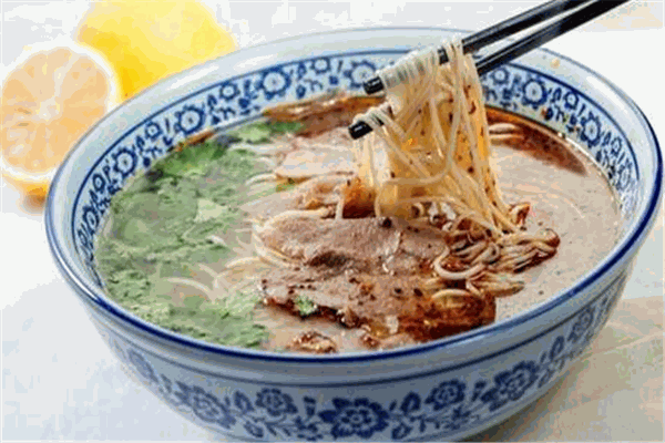 太婆面館