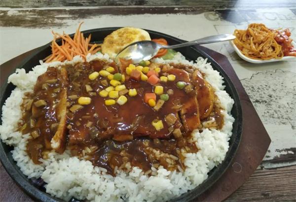 苗韻竹蓀鵝餐飲