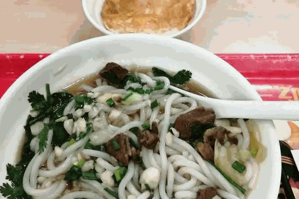 三品王原湯牛肉粉