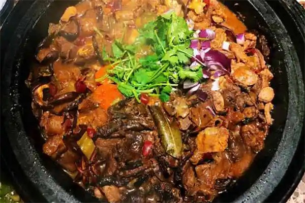 闖關(guān)東牛排牛尾鍋加盟
