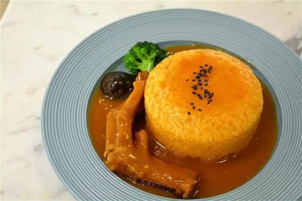 養(yǎng)生鼎鮑魚飯·燕窩魚翅加盟
