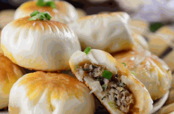 小心咬上海生煎包