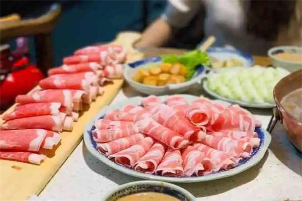 橙心橙億火鍋加盟