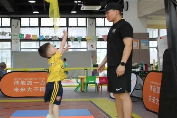 體能玩家少兒運動館加盟