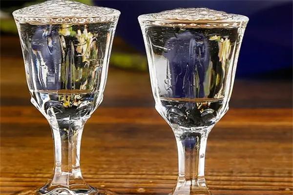 蘆臺(tái)酒業(yè)加盟