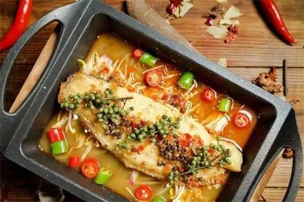 巧阿哥無骨烤魚飯
