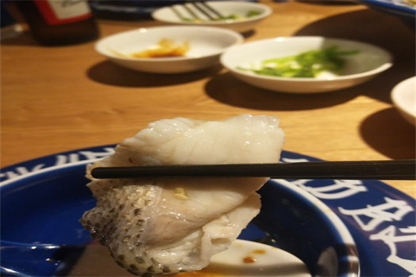 愣頭青酸菜魚