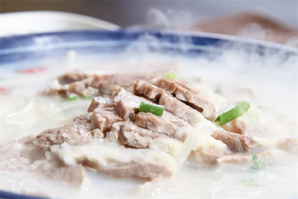開心羊湯館加盟