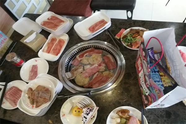 韓蜀匯燒烤涮自助加盟