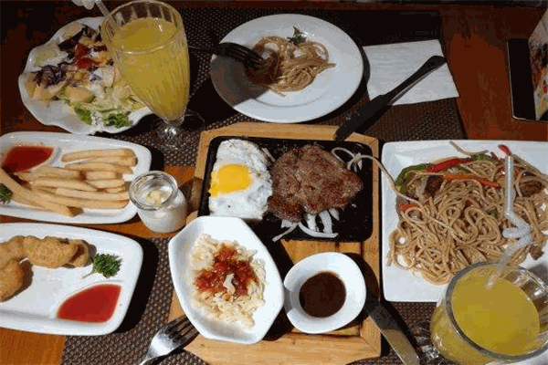 初見時(shí)光中西時(shí)尚餐廳