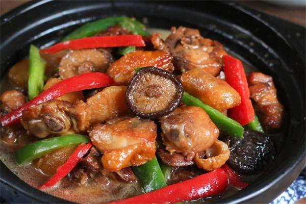 黃氏品軒正宗黃燜雞米飯加盟