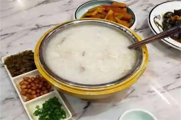 三滾粥城加盟