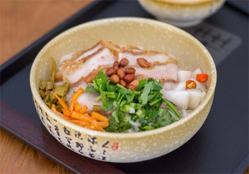 桂阿婆高湯米粉加盟