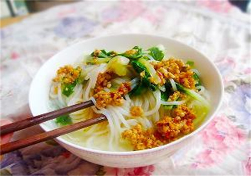 桂阿婆高湯米粉加盟