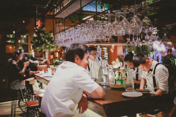 胡桃里音樂酒館費具體價格是多少?有什么條件?